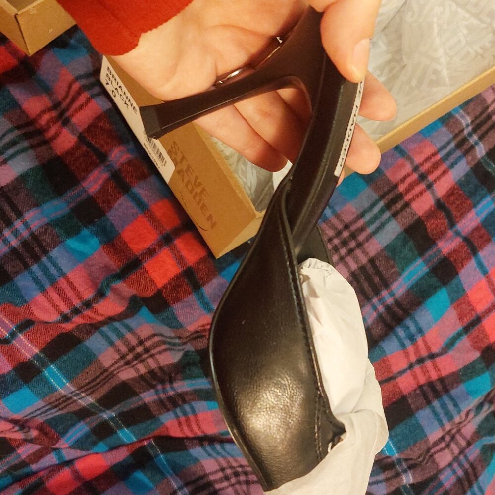 NEVER WORN STEVE MADDEN HEELS